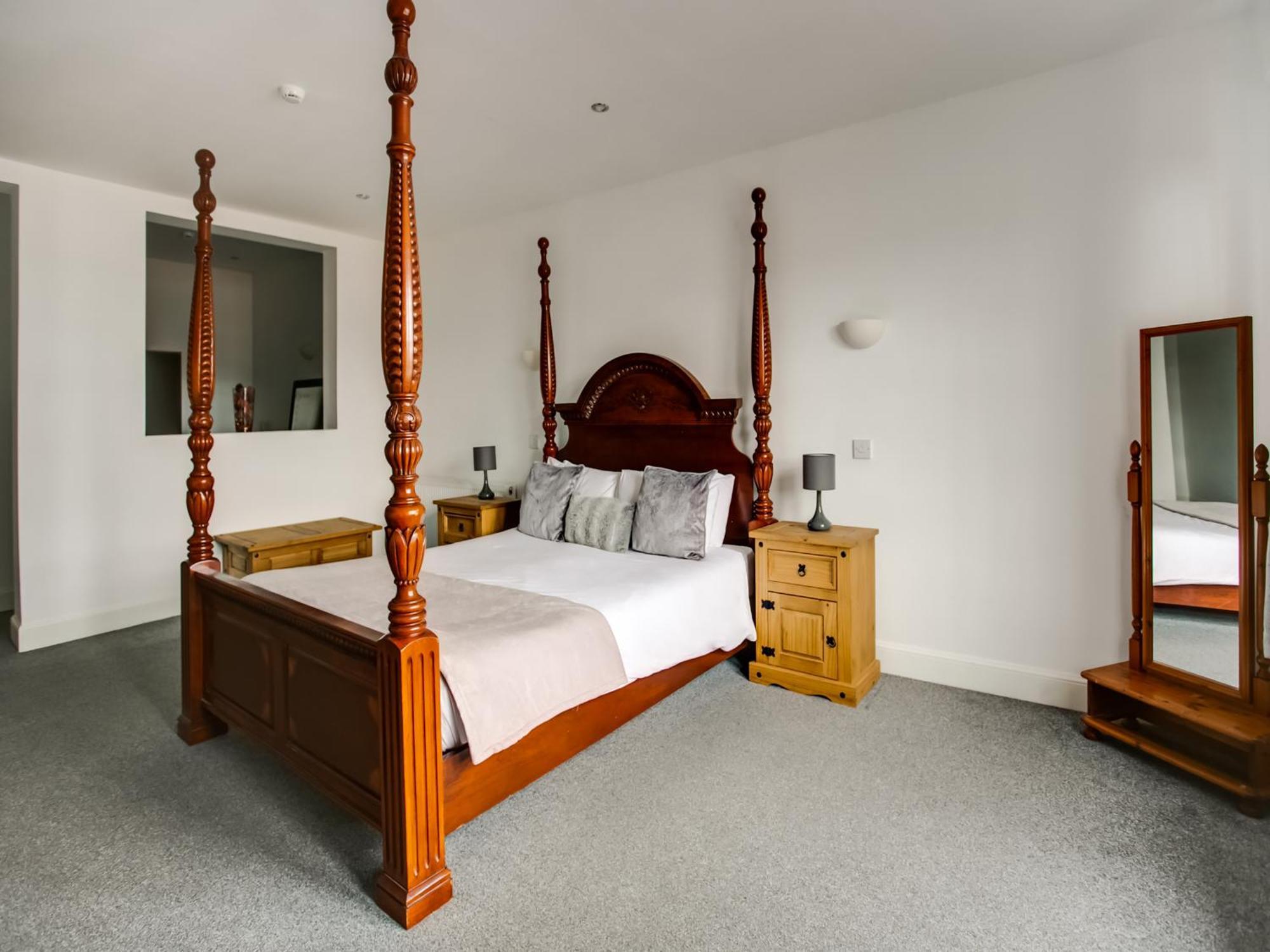 OYO Gin House Hotel Greenock Buitenkant foto