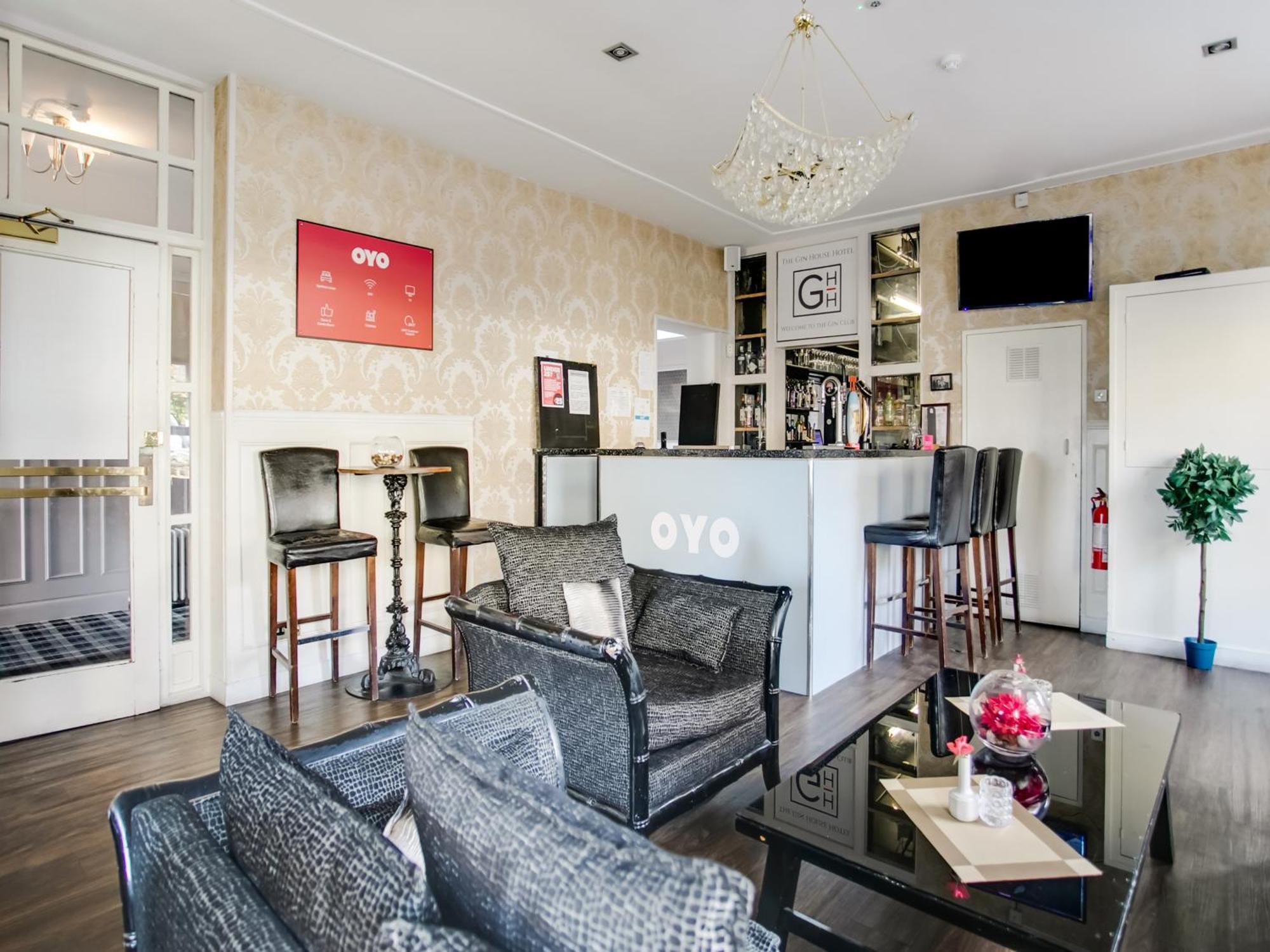 OYO Gin House Hotel Greenock Buitenkant foto