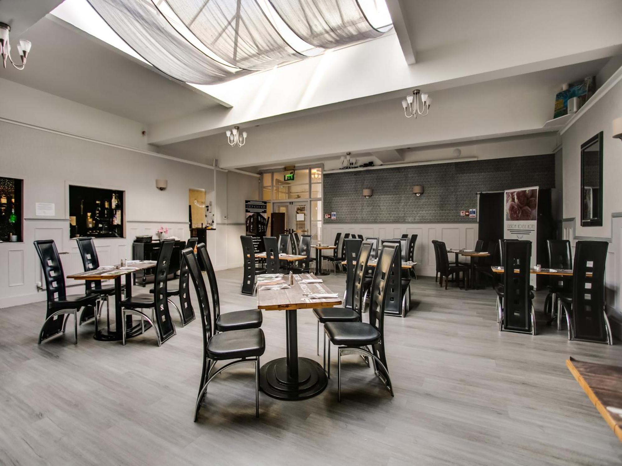 OYO Gin House Hotel Greenock Buitenkant foto