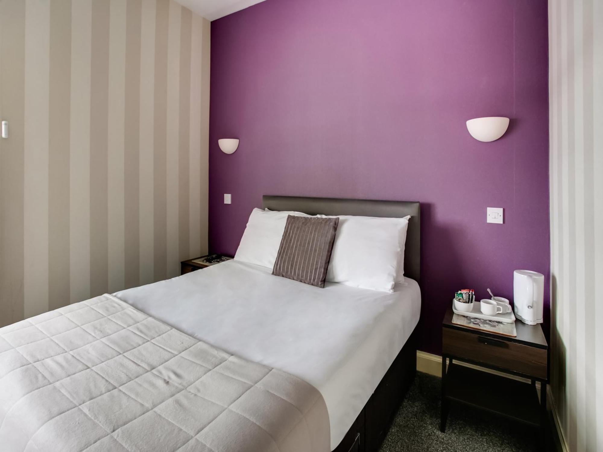 OYO Gin House Hotel Greenock Buitenkant foto